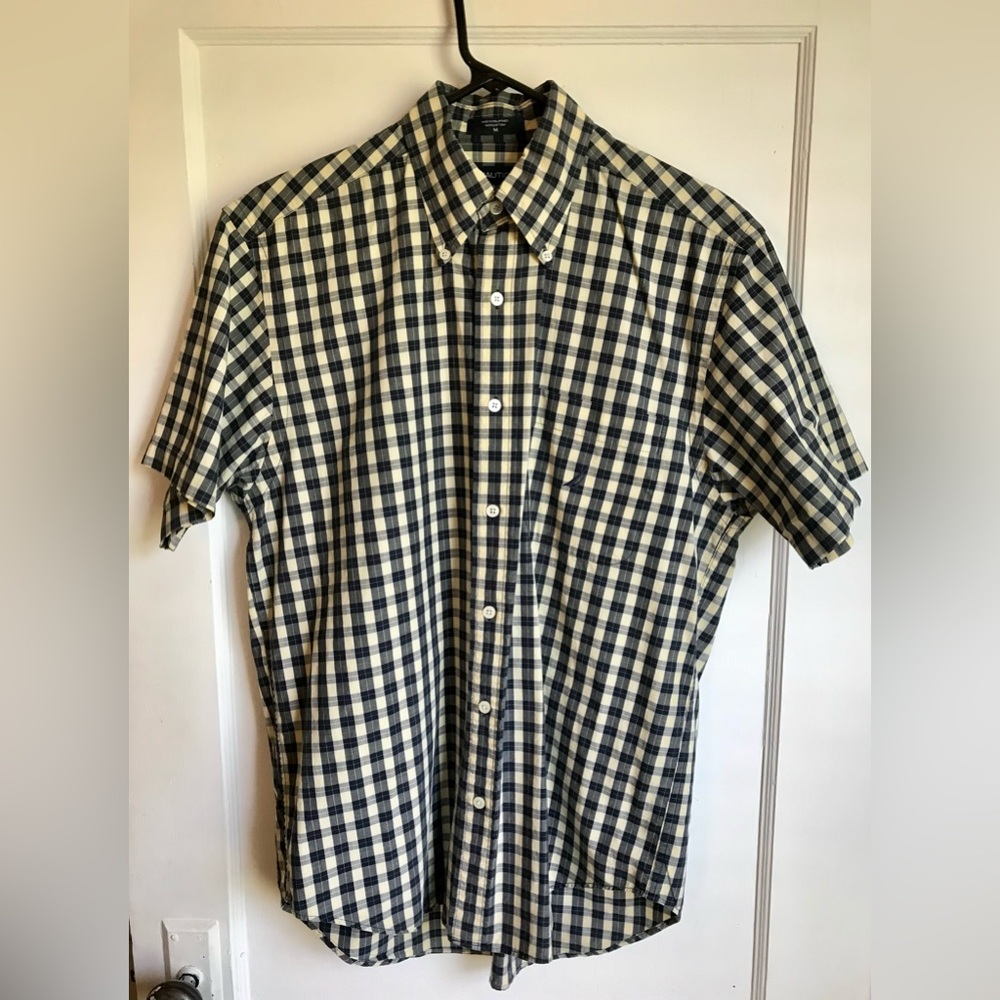 Nautica Casual Brown & Navy Blue Button Down Short Sleeve Shirt Mens Size Medium